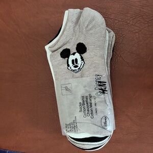 7 Pack Disney Mickey Mouse Cotton Blend Socks, New With Tags